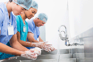 Researchers urge for better hand-hygiene adherence in the OR