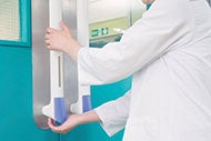 New door handle with sanitizer aims to make hand hygiene easy