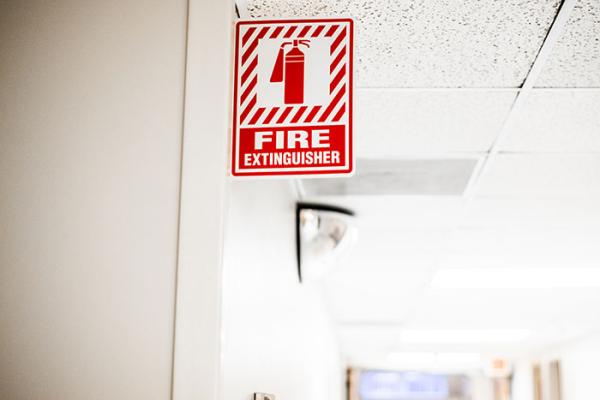 Fire extinguisher sign